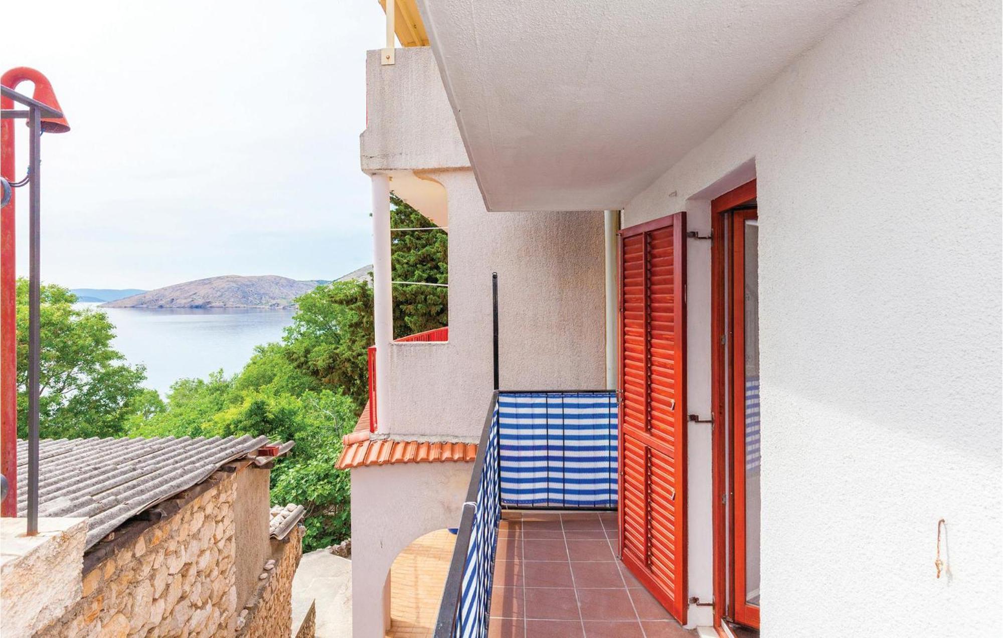 Stara Baška Stunning Home In Punat With Kitchen מראה חיצוני תמונה