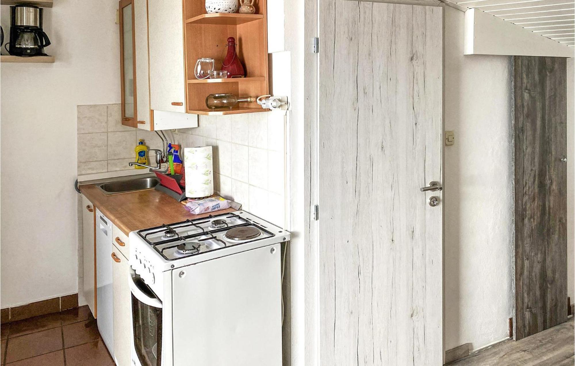 Stara Baška Stunning Home In Punat With Kitchen מראה חיצוני תמונה