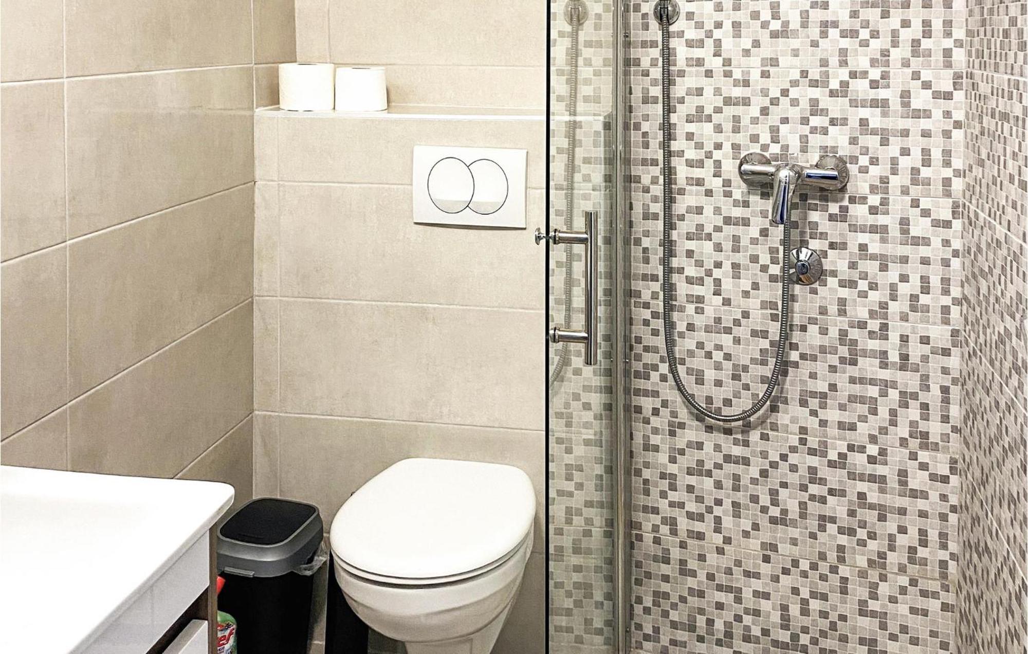 Stara Baška Stunning Home In Punat With Kitchen מראה חיצוני תמונה